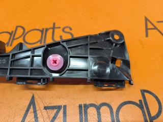 Крепление бампера левое заднее TOYOTA PRIUS MXWH60 52576-47070 2 ракурс