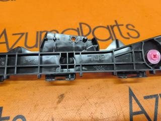 Крепление бампера левое заднее TOYOTA PRIUS MXWH60 52576-47070 3 ракурс