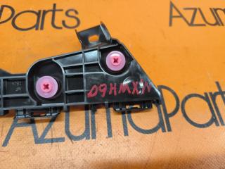Крепление бампера правое заднее TOYOTA PRIUS MXWH60 52575-47070 2 ракурс