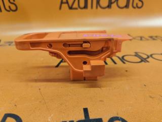 Предохранитель TOYOTA PRIUS NHW20 889 3 ракурс