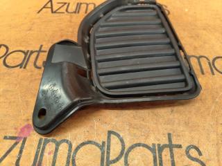 Накладка на бампер правая передняя TOYOTA HIACE KDH206K 53112-26060 3 ракурс