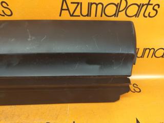 Накладка на дверь правая задняя TOYOTA CROWN AZSH35 75077-30030 2 ракурс Накладка на дверь правая задняя TOYOTA CROWN AZSH35 75077-30030 2 ракурс