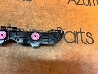 Крепление бампера правое заднее TOYOTA NOAH ZWR90G 52155-v1010 4 ракурс