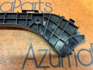 Крепление бампера правое заднее TOYOTA PRIUS ZVW30 52575-47020 4 ракурс
