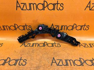 Крепление бампера правое заднее TOYOTA COROLLA CROSS ZSG10 52575-16010 1 ракурс
