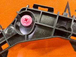 Крепление бампера правое заднее TOYOTA COROLLA CROSS ZSG10 52575-16010 5 ракурс