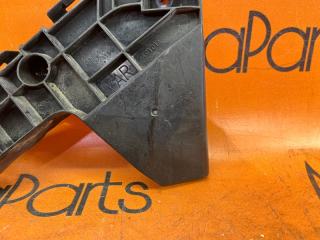 Крепление бампера правое переднее TOYOTA VOXY ZRR70G 52115-28160 3 ракурс