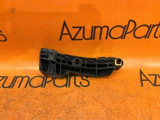 Крепление бампера левое заднее TOYOTA VANGUARD ACA33W 52563-42021 4 ракурс
