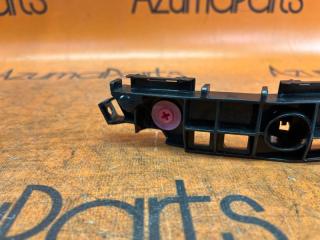 Крепление бампера правое переднее TOYOTA SIENTA MXPC10G 52535-52240 2 ракурс