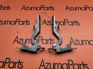 Петля капота TOYOTA SIENTA NCP81G 1 ракурс Петля капота TOYOTA SIENTA NCP81G 1 ракурс