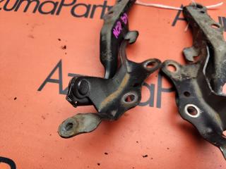Петля капота TOYOTA SIENTA NCP81G 4 ракурс Петля капота TOYOTA SIENTA NCP81G 4 ракурс