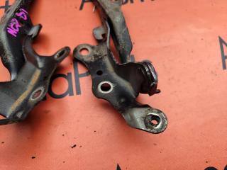 Петля капота TOYOTA SIENTA NCP81G 5 ракурс Петля капота TOYOTA SIENTA NCP81G 5 ракурс