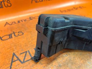 Блок предохранителей TOYOTA HARRIER MHU38W 2 ракурс Блок предохранителей TOYOTA HARRIER MHU38W 2 ракурс