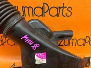 Воздухозаборник TOYOTA HARRIER MHU38W 17751-20040 4 ракурс