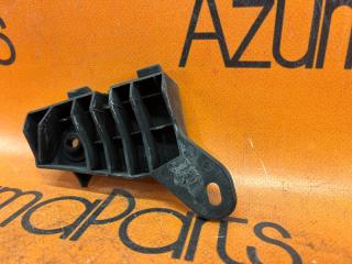 Крепление бампера правое заднее TOYOTA HARRIER MHU38W 52155-48011 3 ракурс