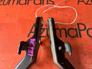 Петля капота TOYOTA SIENTA NCP81G 2 ракурс Петля капота TOYOTA SIENTA NCP81G 2 ракурс