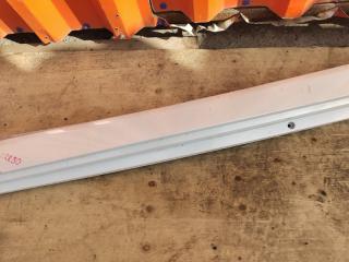 Порог левый TOYOTA NOAH ZRR80G 75860-28040 5 ракурс
