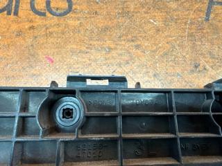 Крепление бампера левое заднее TOYOTA PRIUS ALPHA ZVW40W 52156-47010 4 ракурс