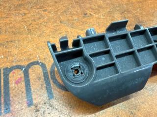 Крепление бампера левое заднее TOYOTA ALPHARD ANH20W 52156-58010 2 ракурс