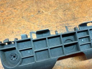 Крепление бампера левое заднее TOYOTA ALPHARD ANH20W 52156-58010 3 ракурс