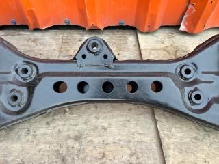 Балка под двс передняя TOYOTA LAND CRUISER UZJ200 51201-60170 3 ракурс