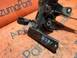 Подушка двигателя левая передняя TOYOTA VITZ NHP130 1NZFXE 2 ракурс