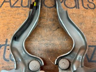 Петля капота TOYOTA RAUM NCZ20 3 ракурс