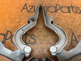 Петля капота TOYOTA SIENTA NCP81G 3 ракурс Петля капота TOYOTA SIENTA NCP81G 3 ракурс