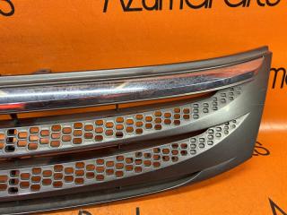 Решетка радиатора TOYOTA ISIS ZNM10 53101-44230 4 ракурс