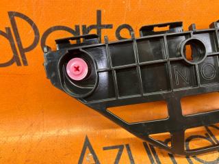 Крепление бампера правое переднее TOYOTA NOAH ZWR90W 52115-V1020 2 ракурс