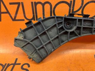 Крепление бампера левое заднее TOYOTA PRIUS ZVW30 52576-47020 2 ракурс