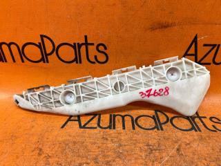 Крепление бампера левое заднее TOYOTA RACTIS NCP100 52576-52110 1 ракурс