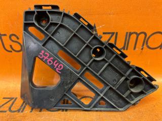 Крепление бампера левое переднее TOYOTA VOXY ZRR70G 52116-28190 1 ракурс