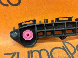 Крепление бампера правое заднее TOYOTA SIENTA MXPC10G 52575-52260 2 ракурс