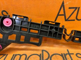 Крепление бампера правое заднее TOYOTA VOXY MZRA90W 52155-V1010 3 ракурс