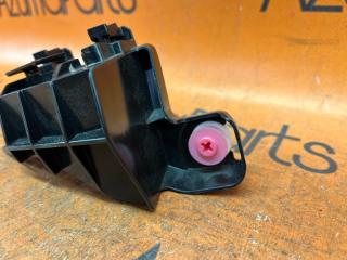 Крепление бампера левое заднее TOYOTA PRIUS MXWH60 52563-47030 3 ракурс