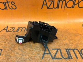 Крепление бампера левое заднее TOYOTA PRIUS MXWH60 52563-47030 4 ракурс