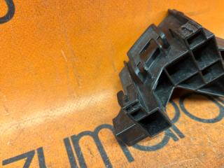 Крепление бампера правое заднее TOYOTA COROLLA CROSS ZSG10 52562-16030 5 ракурс