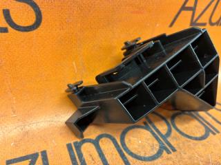 Крепление бампера левое заднее TOYOTA COROLLA CROSS ZSG10 52563-16020 2 ракурс