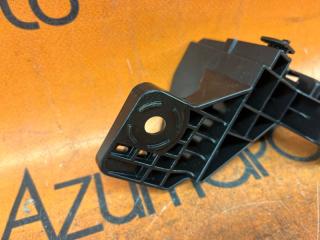 Крепление бампера левое заднее TOYOTA COROLLA CROSS ZSG10 52563-16020 5 ракурс