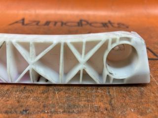 Крепление бампера левое переднее NISSAN BLUEBIRD SYLPHY KG11 62223-EW000 3 ракурс