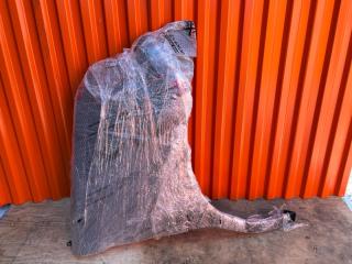 Крыло правое переднее NISSAN ELGRAND E51 1 ракурс