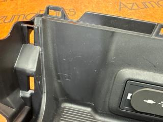 Консоль центральная TOYOTA HARRIER MXUA80 58813-48110 4 ракурс