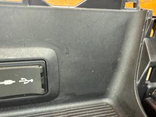 Консоль центральная TOYOTA HARRIER MXUA80 58813-48110 5 ракурс