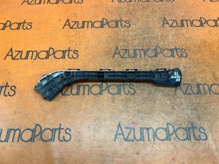 Крепление бампера левое заднее TOYOTA PRIUS ZVW30 52576-47020 1 ракурс