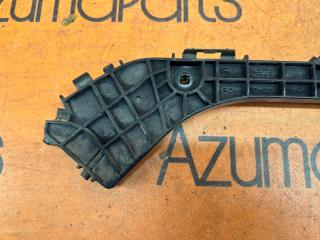 Крепление бампера левое заднее TOYOTA PRIUS ZVW30 52576-47020 2 ракурс