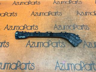 Крепление бампера правое заднее TOYOTA PRIUS ZVW30 52575-47020 1 ракурс