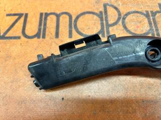 Крепление бампера левое заднее TOYOTA SIENTA NCP81G 52576-52080 2 ракурс