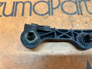 Крепление бампера правое заднее TOYOTA SIENTA NCP81G 52155-52060 5 ракурс