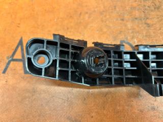 Крепление бампера левое переднее TOYOTA RAIZE A200A 52116-B1061 5 ракурс